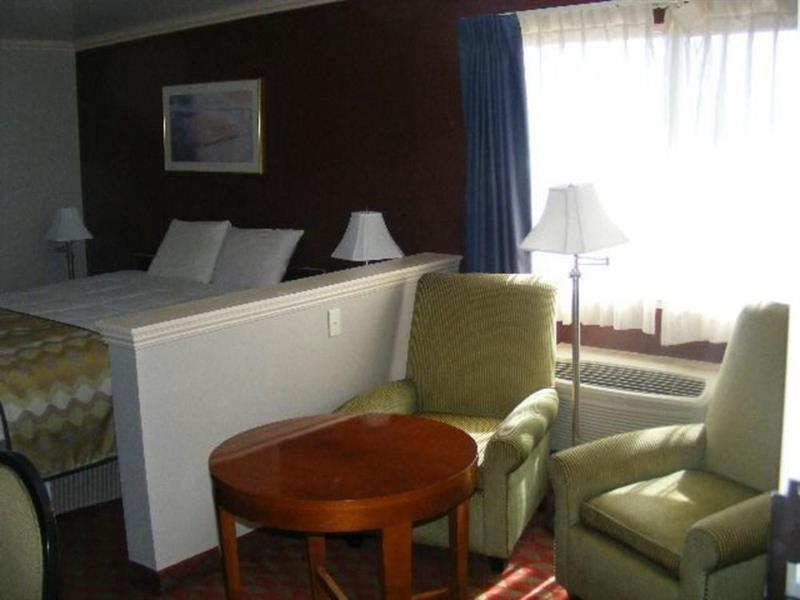 Inn At King City Eksteriør billede